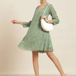 Qurvii Green & Blue Floral Printed A-Line Dress-image-14