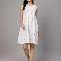 JEFF COOPER Embroidered Nightdress-image-24