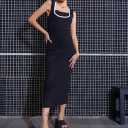 SASSAFRAS Black Square Neck Sheath Midi Dress-picture-28