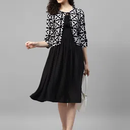 DEEBACO Smocked Shoulder Straps Fit & Flare Dress With Shrug-picture-14