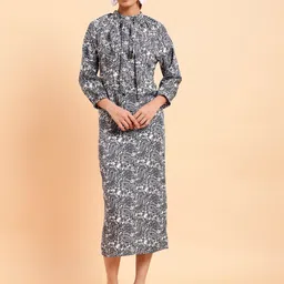 MINT STREET Ethnic Motifs Printed Crepe A-Line Midi Dress-image-77