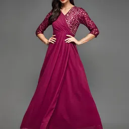 Miss Chase V-Neck Pleated Lace Overlaid Maxi Dress-picture-17
