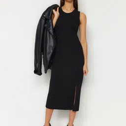 Trendyol Round Neck Sheath Midi Dress-image-35