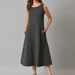 W Black & Grey Striped Pure Cotton A-Line Midi Dress-8