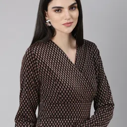 SHOWOFF Geometric Printed V-Neck Layered Sheath Dress-image-30