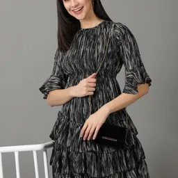 SHOWOFF Round Neck Abstract Printed Layered Chiffon A-Line Dress-image-8