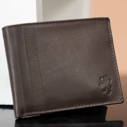 Red Tape Men RFID Leather Two Fold Wallet-34