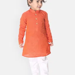 VASTRAMAY Boys Red Solid Regular Pure Cotton Kurta With Trousers-26