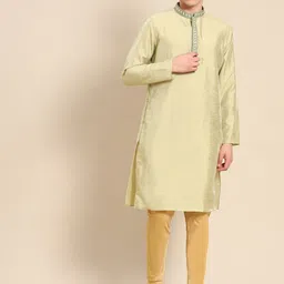 KISAH Men Green Solid Kurta with Trousers-picture-18
