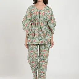 Ikk Kudi by Seerat  Floral Printed Pure Cotton Night suit-picture-40