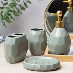 MARKET99 Green Textured Bath Accessories Set-image-44
