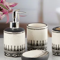 Kookee White 4 piece Abstract Bath Accessories Set image 1