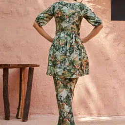 KALINI Abstract Printed Pleated Tunic With Trouser image 5