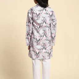 Pro-Ethic STYLE DEVELOPER Boys Printed Regular Mirror Work Pure Cotton Kurta with Pyjamas image 4