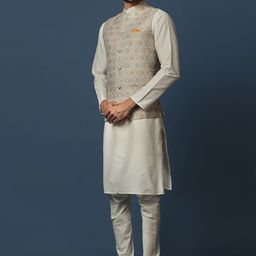 KISAH Mandarin Collar Regular Kurta with Churidar & Printed Nehru Jacket image 4