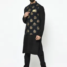KISAH Mandarin Collar Regular Kurta with Churidar with Printed Nehru Jacket image 5