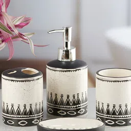 Kookee White 4 piece Abstract Bath Accessories Set image 5