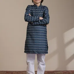 Manyavar Boys Floral Printed Regular Straight Kurta With Pyjamas-15