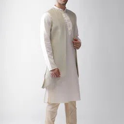 KISAH Men Textured Regular Fit Geometric Pattern Kurta Jacket Churidar Set image 4