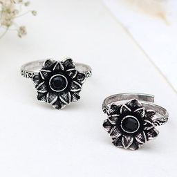 TEEJH Women Black Silver-Plated Toe Ring-picture-40