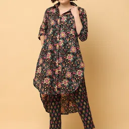 BLACK & BLAH BLAH Women Floral Printed Regular Pure Cotton Kurta with Trousers-picture-11