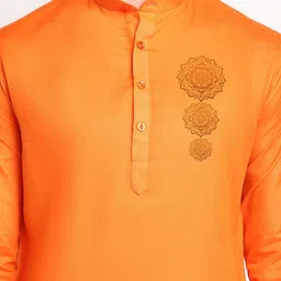 DEVOILER Ethnic Motifs Printed Regular Kurta With Pyjamas image 2