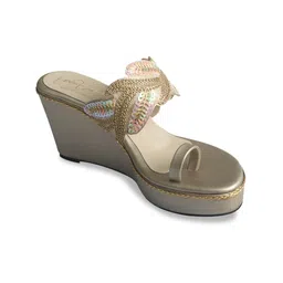 Bowtoes Embroidered One Toe Wedge Heels-23