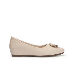 ELLE Textured Pointed Toe Block Pumps image 4