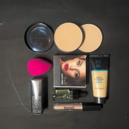 Makeup Combo Set with 2in1 Compact, Concealer, Beauty Blender,Serum &Foundation-18