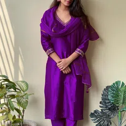 Anni Designer Women Solid Embroidered Straight Kurta with Trousers & Dupatta-picture-5