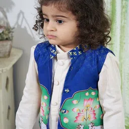 Vivedkids Boys Mandarin Collar Pure Cotton Straight Kurta With Trousers & Jacket-image-82