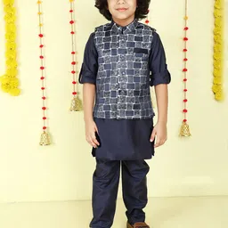 Ministitch Boys Ethnic Motifs Printed Regular Kurta with Pyjamas Kurta Sets-6