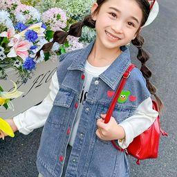 Hopscotch Girls Printed Sleeveless Denim Jacket-picture-2