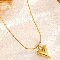 DressBerry Stainless Steel Gold-Plated Love Heart Shaped Pendant With Chain-8
