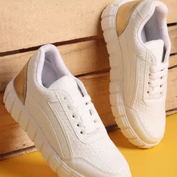 The Roadster Lifestyle Co Women Round Toe Textured Casual Sneakers-image-28