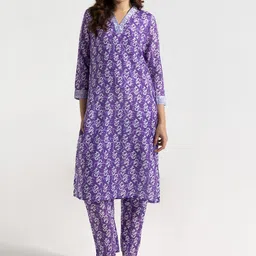 KAYOMMI Women Floral Printed Regular Kurta Sets-picture-17