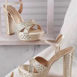 Mochi Embellished Block Peep Toes-13