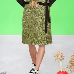 ArtzFolio Alligator Hide Green Printed Waist To Knee Apron-25