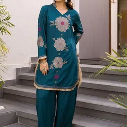 AUTUMN LANE Sonpal Indi Embroidery Cotton Top With Trouser Co-Ords-picture-7