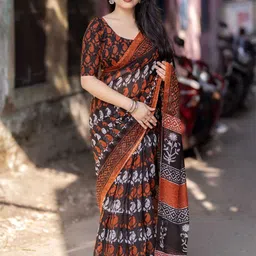 DIVASTRI Ethnic Motifs Linen Blend Saree-picture-34