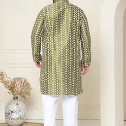 SOJANYA PLUS Men Ethnic Motifs Embroidered Regular Kurta with Pyjamas image 5