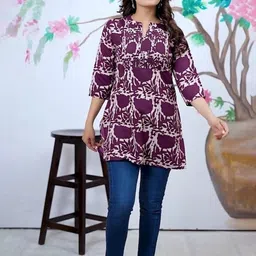 Jinax Women Abstract Batik Printed A-Line Kurti-picture-13