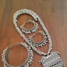 DEGHLAM Sliver-Plated Oxidised Necklace & Earrings With Bracelet-picture-47