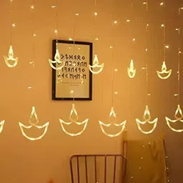 SPARK WORLD Yellow Moon Shape String Lights-18