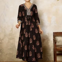 GULMOHAR JAIPUR Women Printed Regular Pure Cotton Kurta with Palazzos & With Dupatta-picture-10