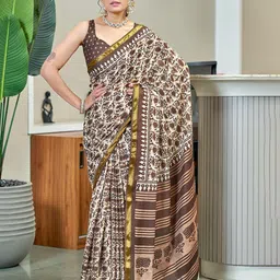 Panzora Floral Zari Bagru Saree-picture-29