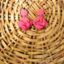 VMA PLAY FASHION Geometric Shaped Drop Earrings-image-83