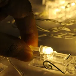 ENORMITY White & Yellow Photo Clip Shape String Lights image 4