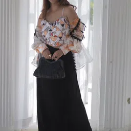 GloballyRonakRBafna Embroidered Crop-Top & Palazzos With Jacket Co-Ords-picture-32