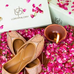 LORYPHILORY Women Embellished Mojaris Flats-image-59